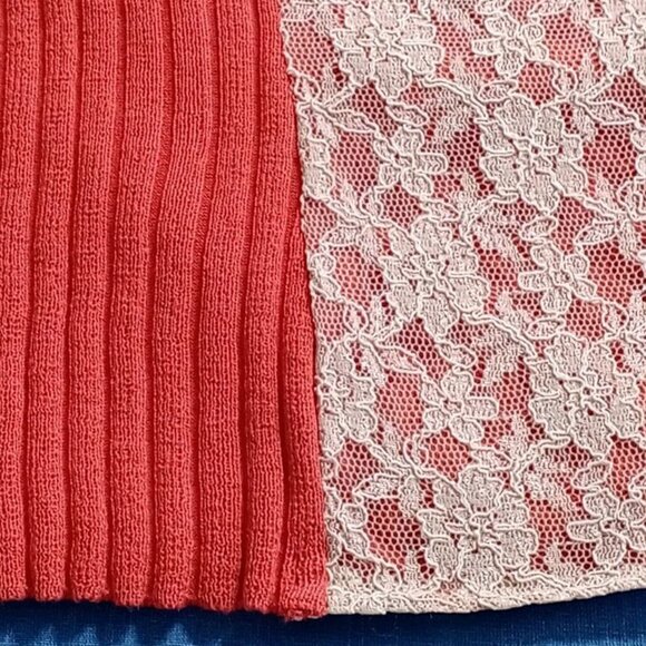 Lautréamont Knit Tank Top with Cream Lace Overlay – Size 2 (JP S) – Made in Japa - Picture 5 of 9